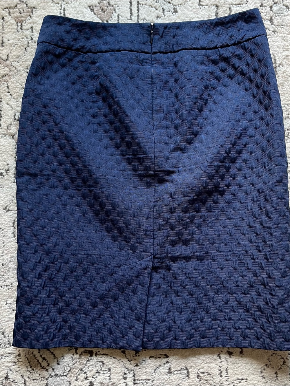 Talbots Quilted Dot Pattern Navy Blue Pencil Skirt Size 2 Petite - Picture 8 of 10